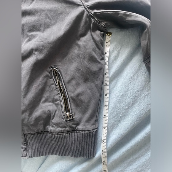 Aritzia Talula Cargo Jacket - Picture 10 of 10